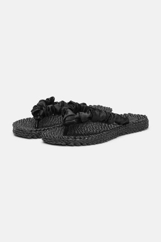 Tongs noires (tissus)