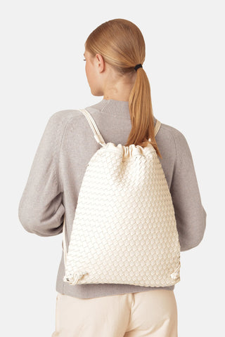 Sac à dos tressé blanc cassé